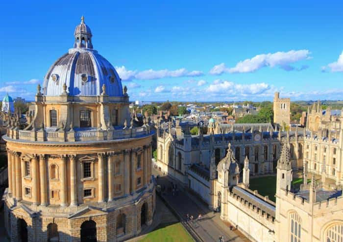 Windsor Castle, Oxford and Stonehenge tour